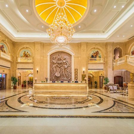 Vienna Hotel  Huizhou  Buitenkant foto