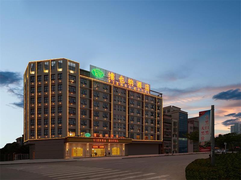 Vienna Hotel  Huizhou  Buitenkant foto
